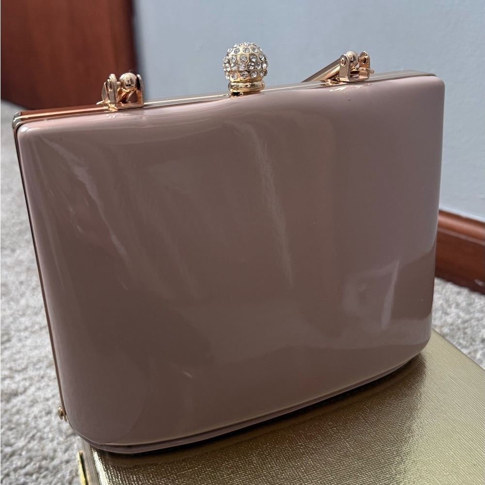 Elegant Rose Gold and Tan Women's Handbag - Picture 5 of 9